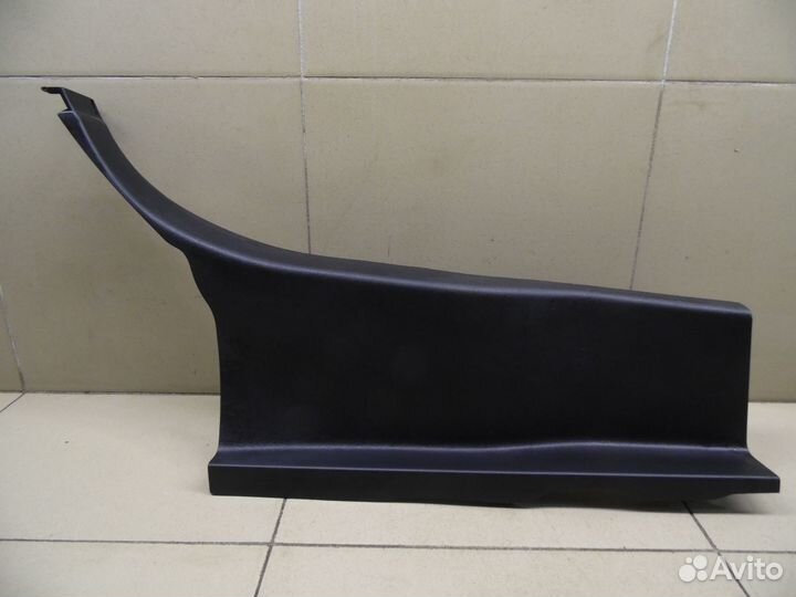 Обшивка стойки Hi Lux 2015