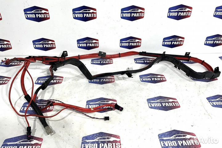 Плюсовой провод по днищу BMW F10 F11