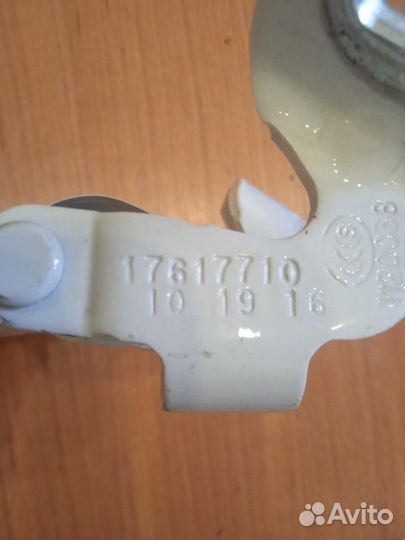 Петля двери багажника левая Bmw X5Mp F15 3.0 2016