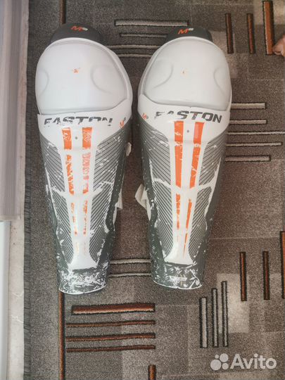 Щитки хоккейные размер 15