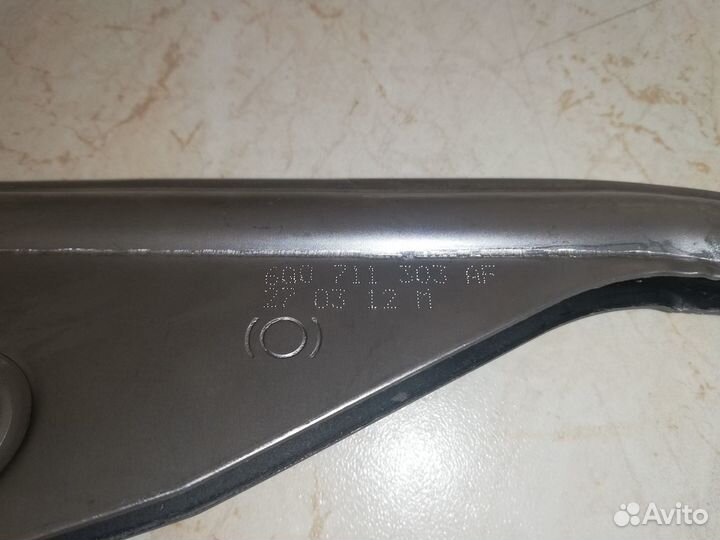 Рычаг стояночного тормоза (ручник) Volkswagen Polo