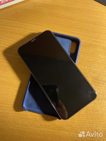 iPhone Xs Max, 64 ГБ