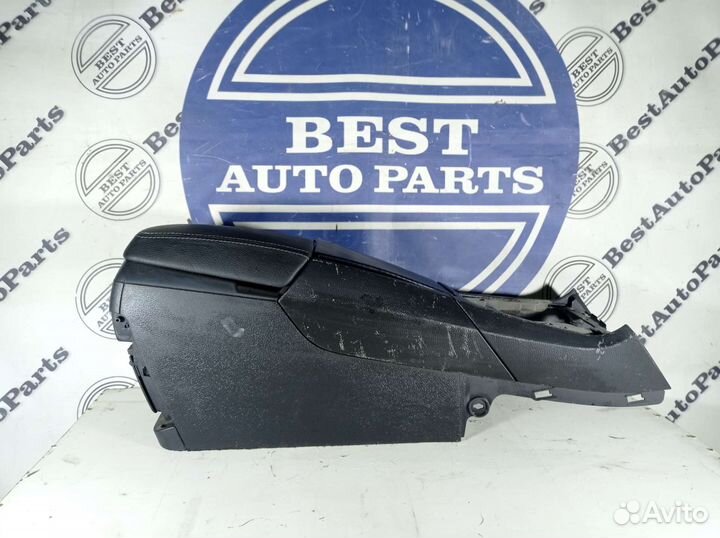 Подлокотник Volvo S60 V70 Xc70