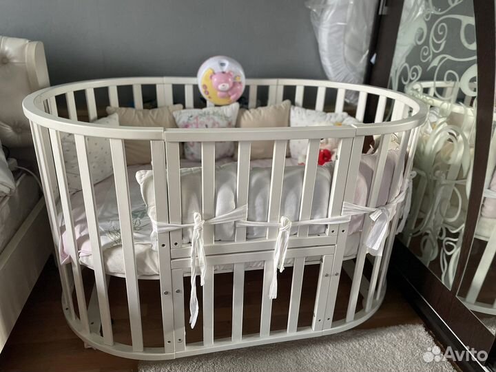 Кроватка трансформер с маятником