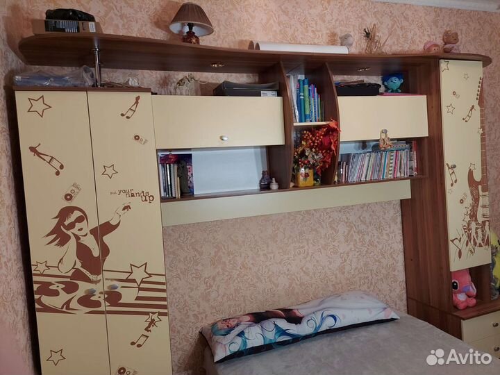 Мебель для девочки бу