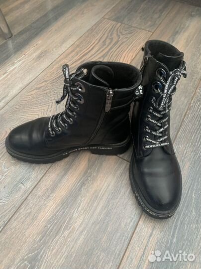 Ботинки демисезонные для девочки 35