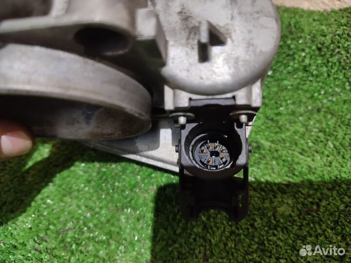 Дроссельная заслонка Mercedes-B w210 m112 3.2