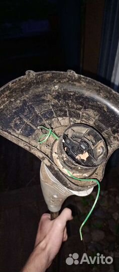 Триммер электрический сломанный исправный