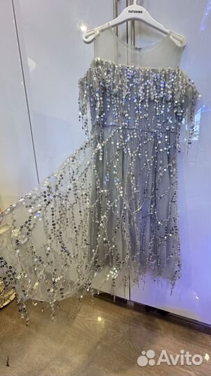 Платье для девочки праздничное платье