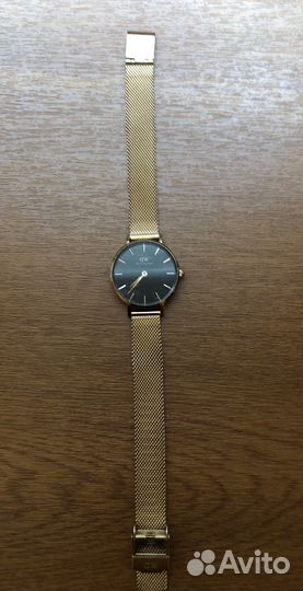 Часы Daniel Wellington