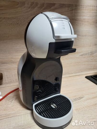 Капсульная кофемашина dolce gusto