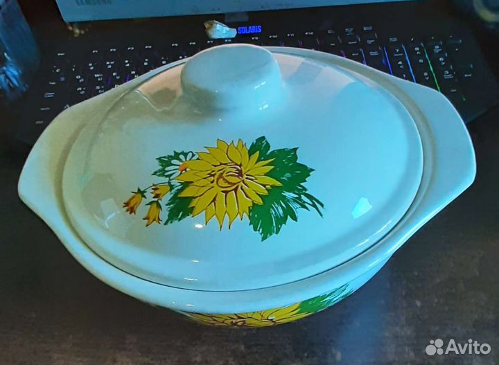 Фарфоровая супница СССР