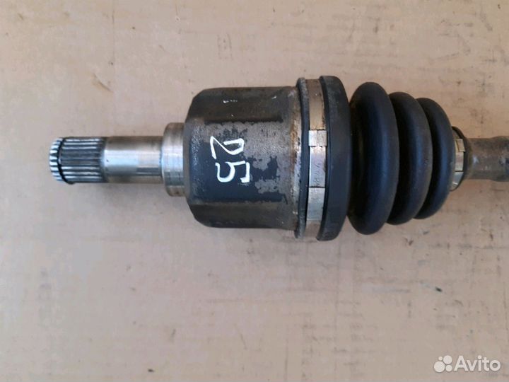 Полуось передняя правая Митцубиси Ланцер CK 96-03