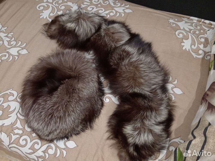 Воротник и шапка