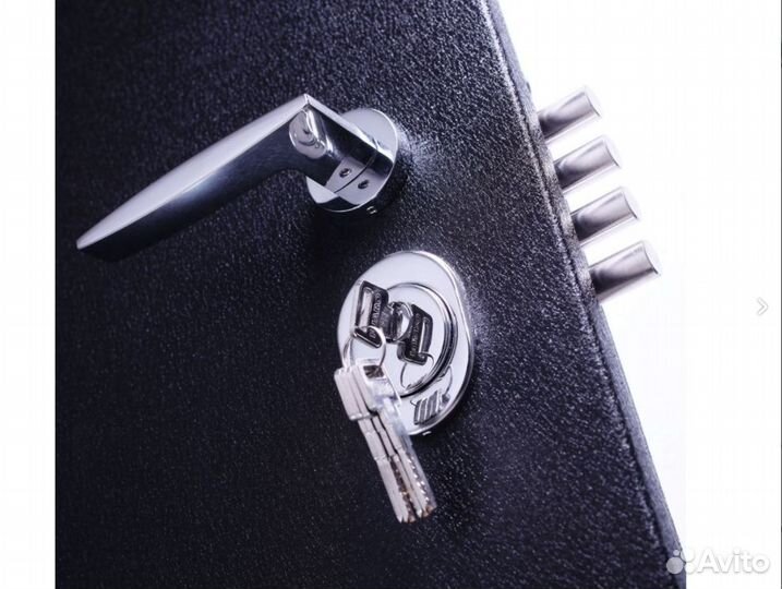 Дверь входная металлическая