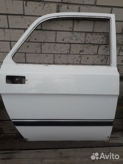 Автомобильные двери