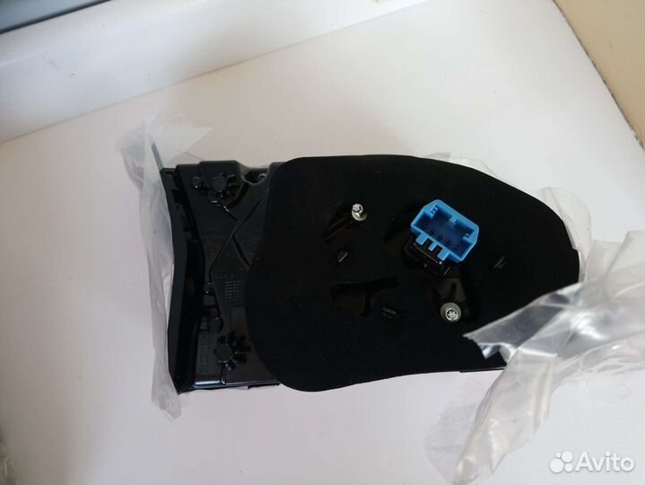 Фонарь задний volkswagen tiguan 2