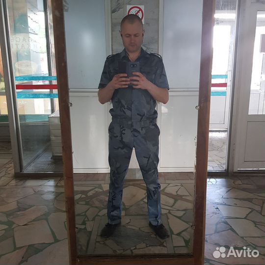 Охранник вахта