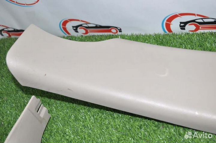 Пластик салона (парой) Cadillac Escalade GMT820