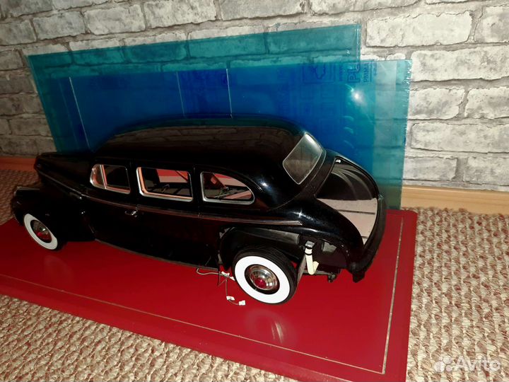 Модель зис 110 в масштабе 1:8 Длина 72см