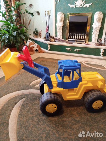 Детский трактор