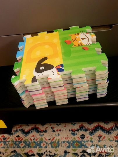 Развивающий коврик для малышей