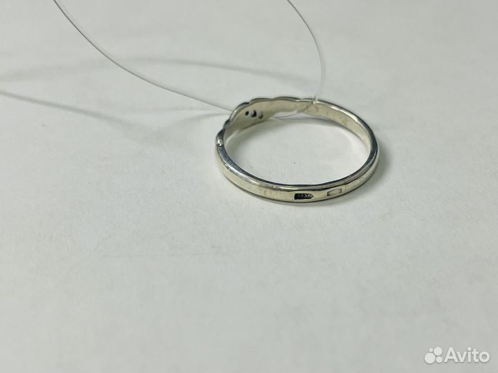 Ювелирные изделия из серебра кольцо
