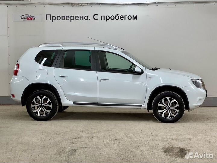 Nissan Terrano 2.0 AT, 2015, 142 761 км