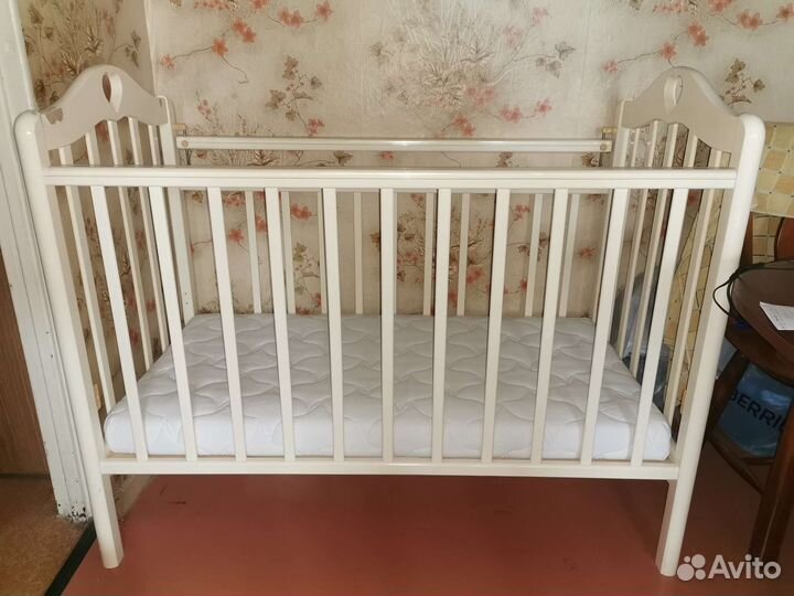 Детская кровать 120 на 60 с аксессуарами