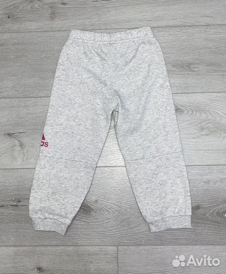 Спортивный костюм adidas детский 92р-р