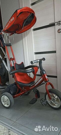 Детский велосипед с родительской ручкой(съемная)