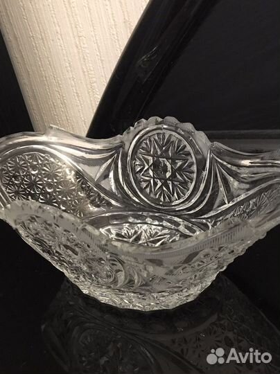 Большая хрустальная ваза салатник