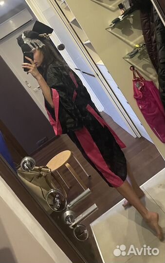 Костюм гейши, неоновый заяц, Венсдей, Тим Бертон