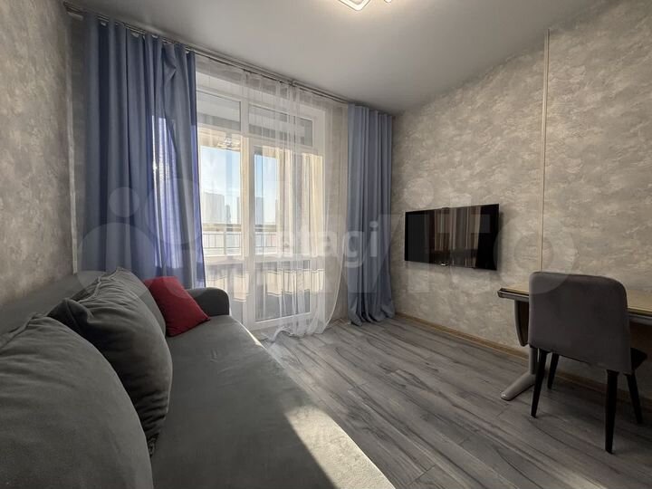 2-к. квартира, 40 м², 7/25 эт.