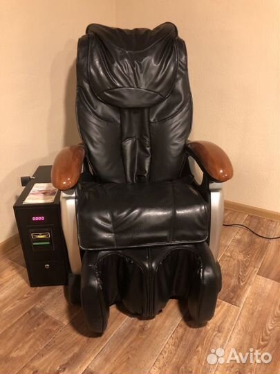 Массажное кресло с купюроприёмником