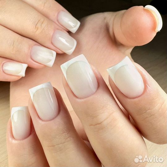 Маникюр с покрытием гель-лак