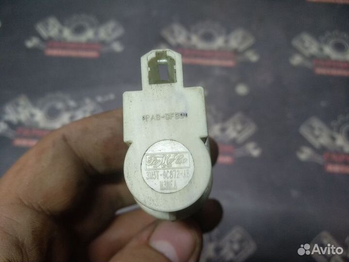 Концевик Jaguar X-Type