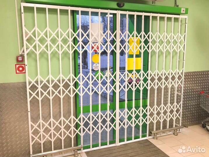 Решетки на окна Распашные и глухие