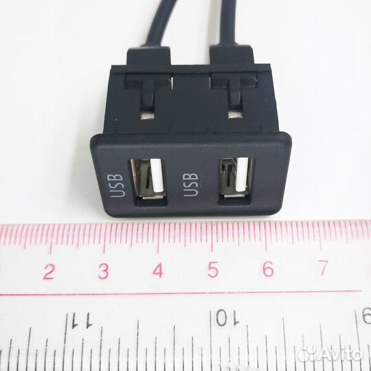 Автомобильный удлинитель с двумя USB Toyota