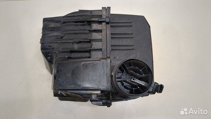 Корпус воздушного фильтра Volkswagen Atlas