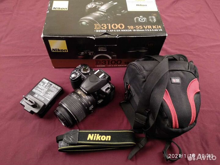 Nikon D3100 в идеальном состоянии