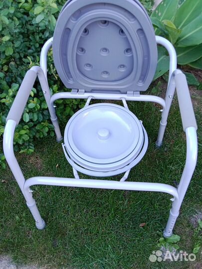 Санитарный стул туалет