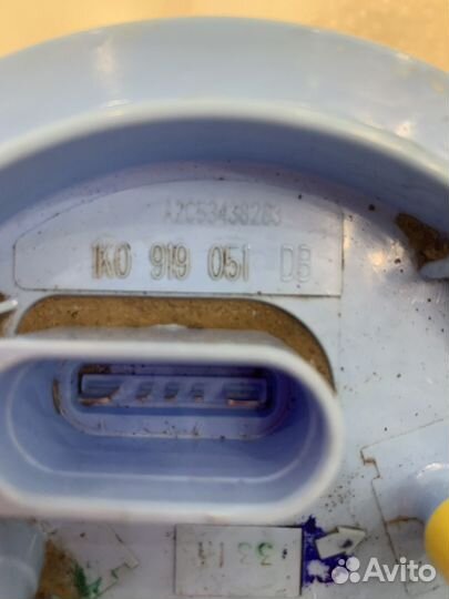 Насос топливный на volkswagen jetta