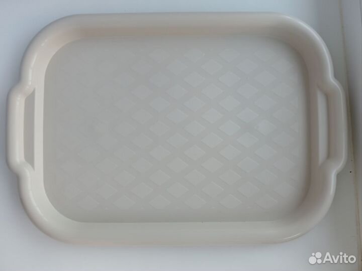 Поднос пластиковый