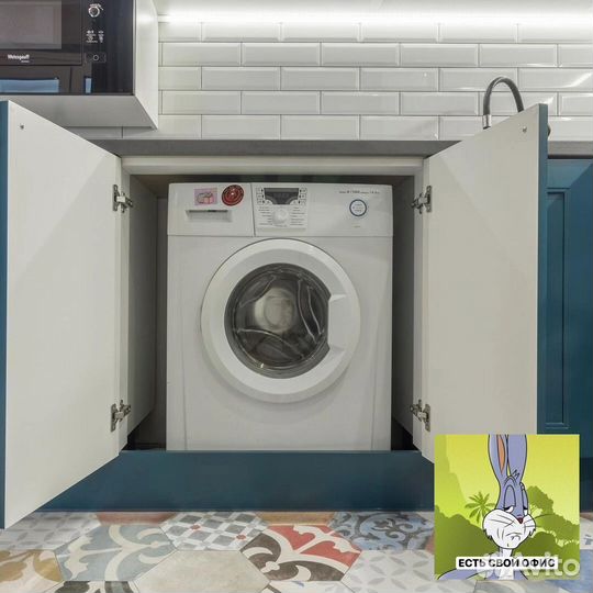 Прямая в потолок кухня на заказ