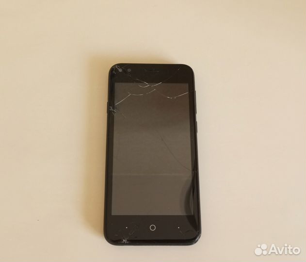 Micromax Q437, 8 ГБ