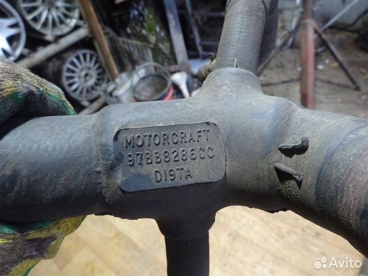 Патрубок радиатора Ford Mondeo II 1996-2000