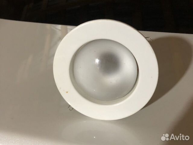 Светильник встраиваемый