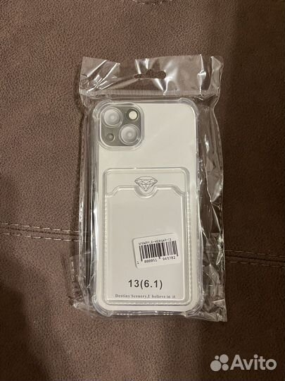 Чехол на iPhone 13