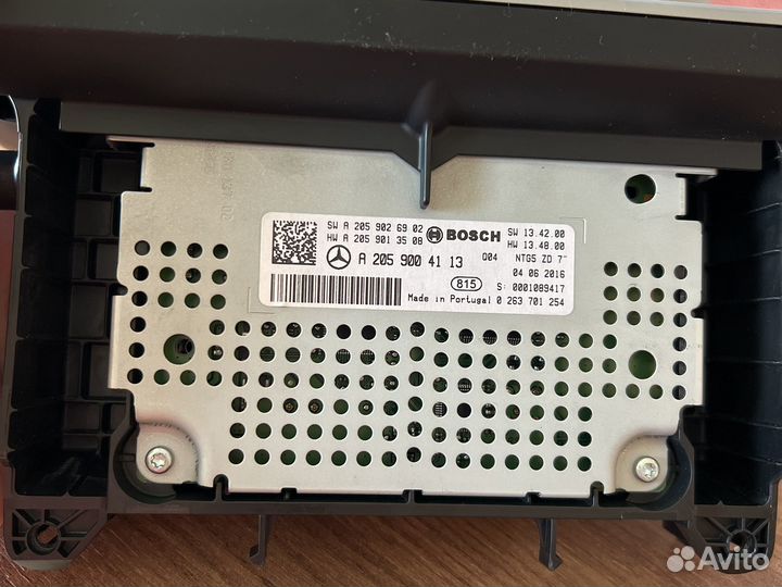 Центральный монитор на Mecedes-Benz GLC X253